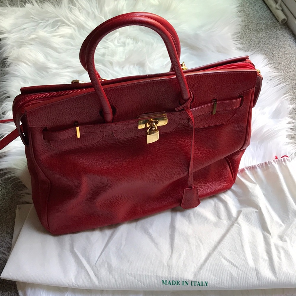 ❣️❣️Red Leather Handbag / Purse❣️❣️
